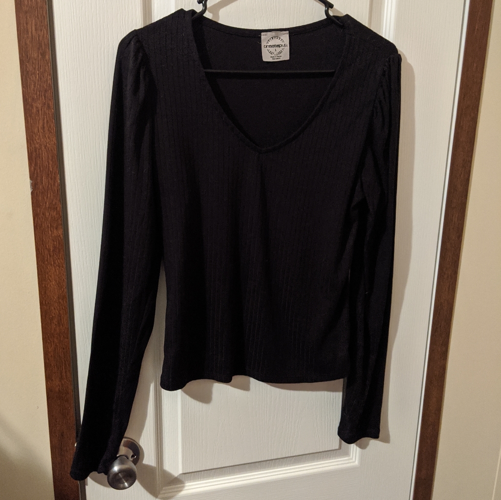 Sale Black Long Sleeve Ribbed V Neck Crop Top Shirt One Step Ahead Large
